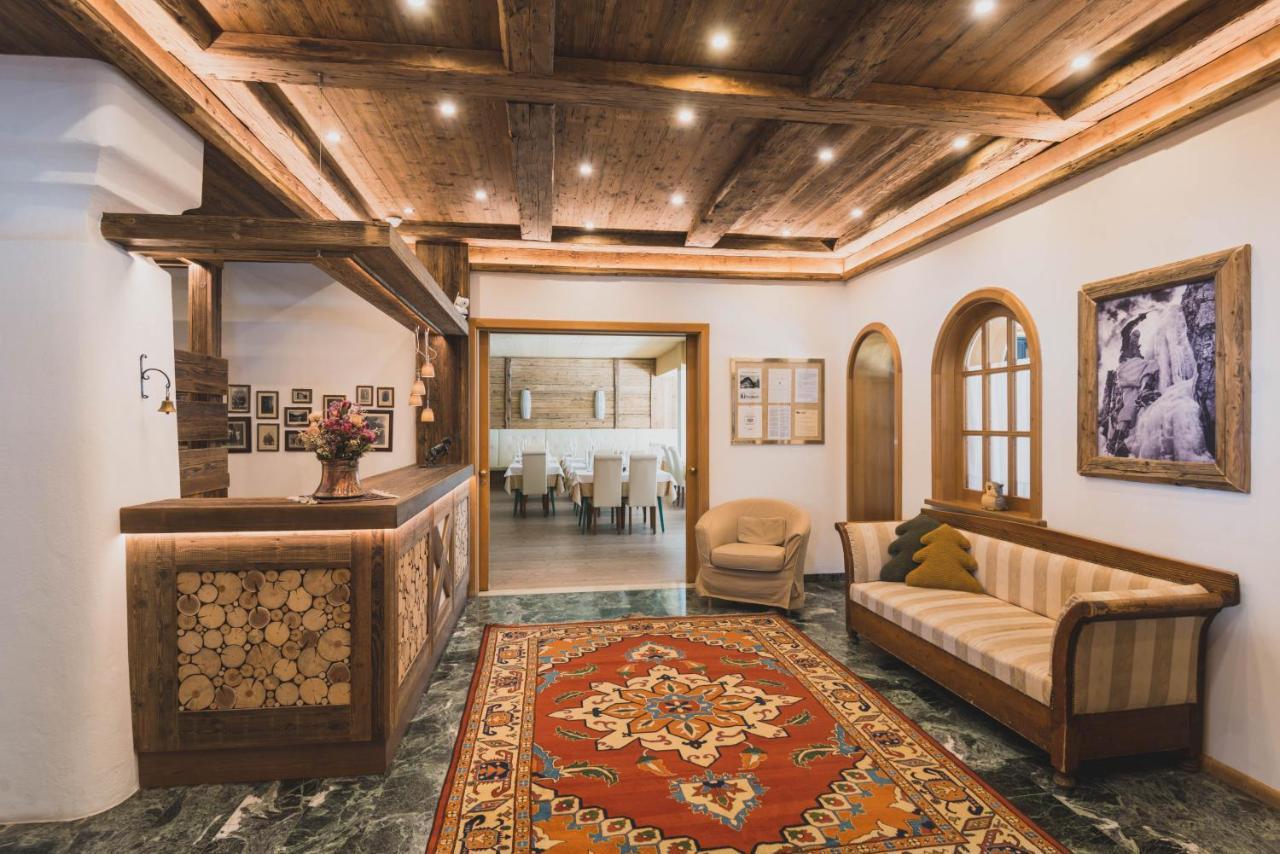 B&B Garni Villa Campitello Campitello di Fassa Exteriör bild