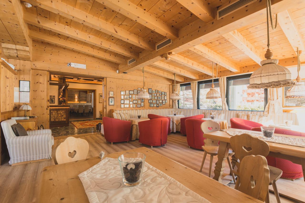 B&B Garni Villa Campitello Campitello di Fassa Exteriör bild