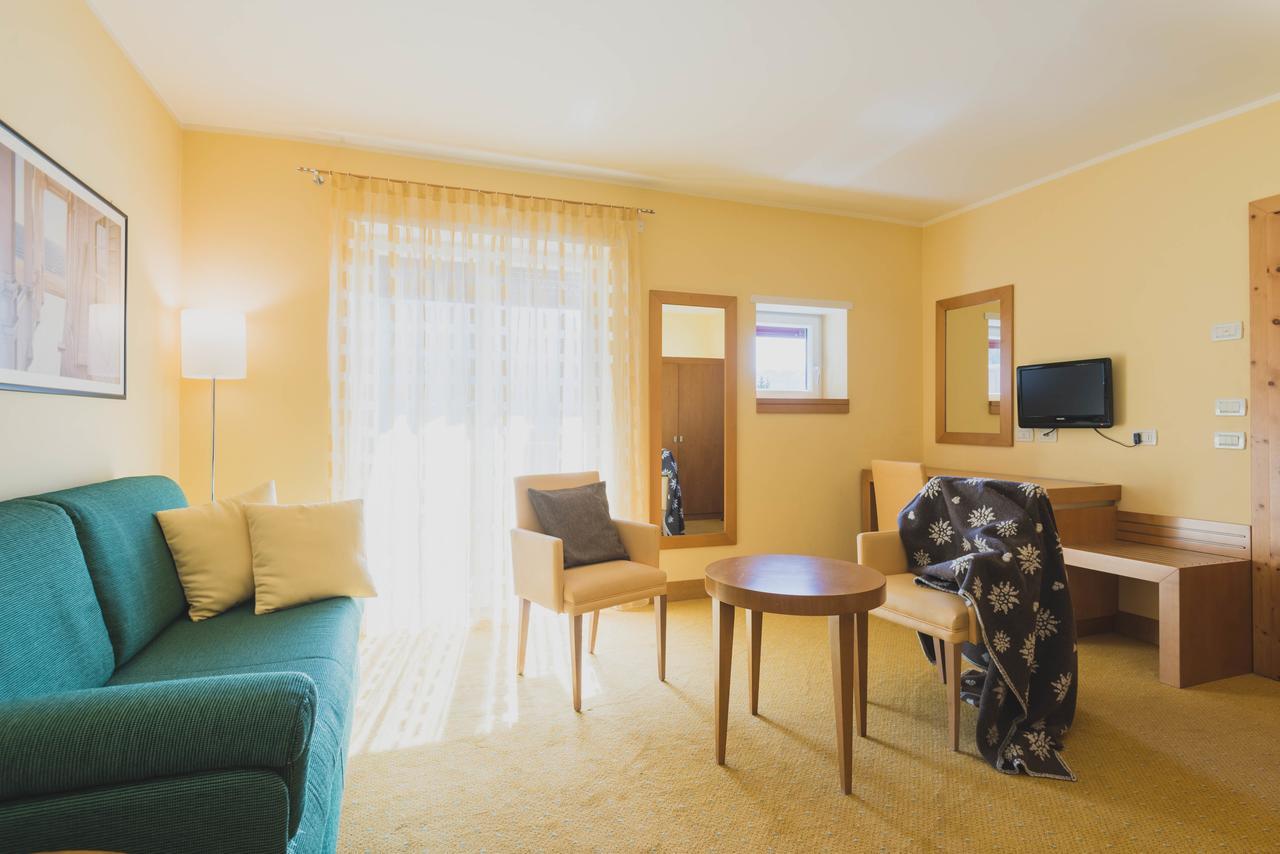 B&B Garni Villa Campitello Campitello di Fassa Exteriör bild